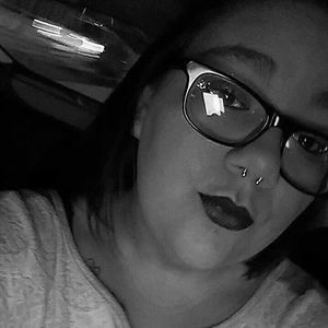 Meet your Posher, Carlee kaye